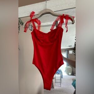 NWOT red Princess Polly shoulder tie body suit